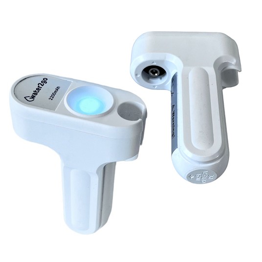 Akumulator do prysznica turystycznego bezprzewodowego z kablem USB do ładowania -zdjęcie numer 1